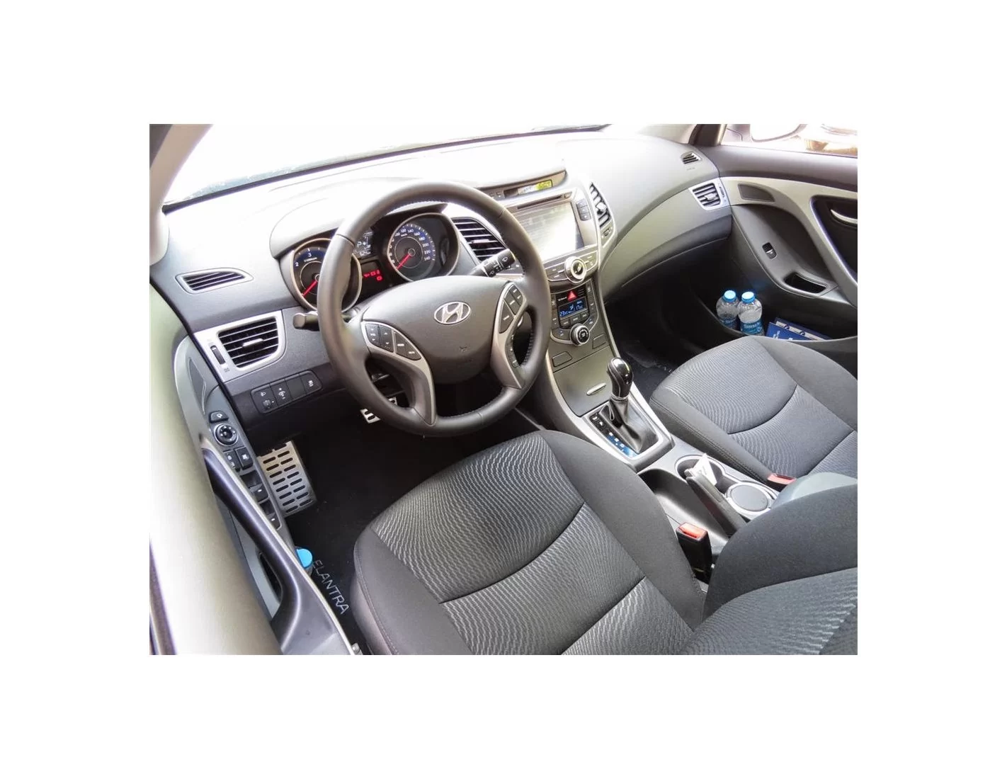 Hyundai Elantra 01.2012 3D Decor de carlinga su interior del coche 10-Partes