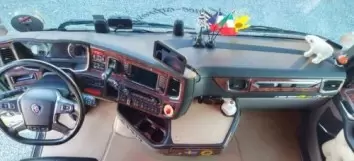 Scania NG-Series ab 2016 Mittelkonsole Armaturendekor Cockpit Dekor 17-Teilige - 10- Cockpit Dekor Innenraum