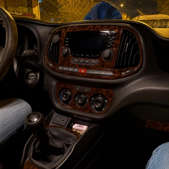 Fiat Doblo 2015-2022 kit 3D de molduras interiores para salpicadero 27 piezas
