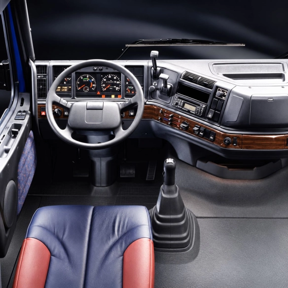 Volvo FH12/FH16-ab 1993-UP 3D Interior Dashboard Trim Kit Dash Trim Dekor 16-Parts