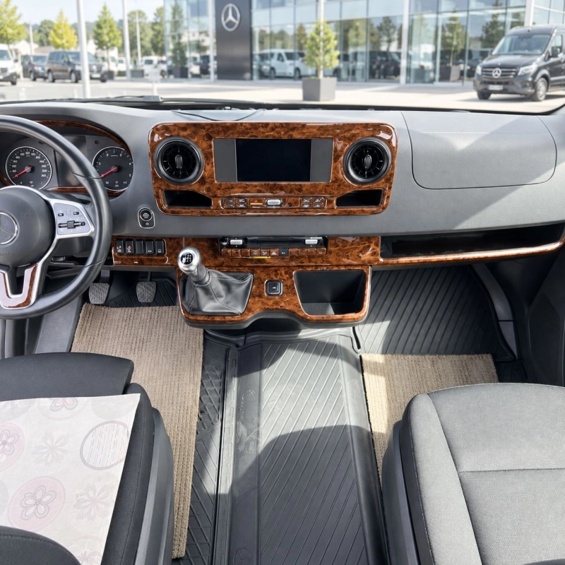 Mercedes Sprinter W907 2018 kit 3D de molduras interiores para salpicadero 50 piezas