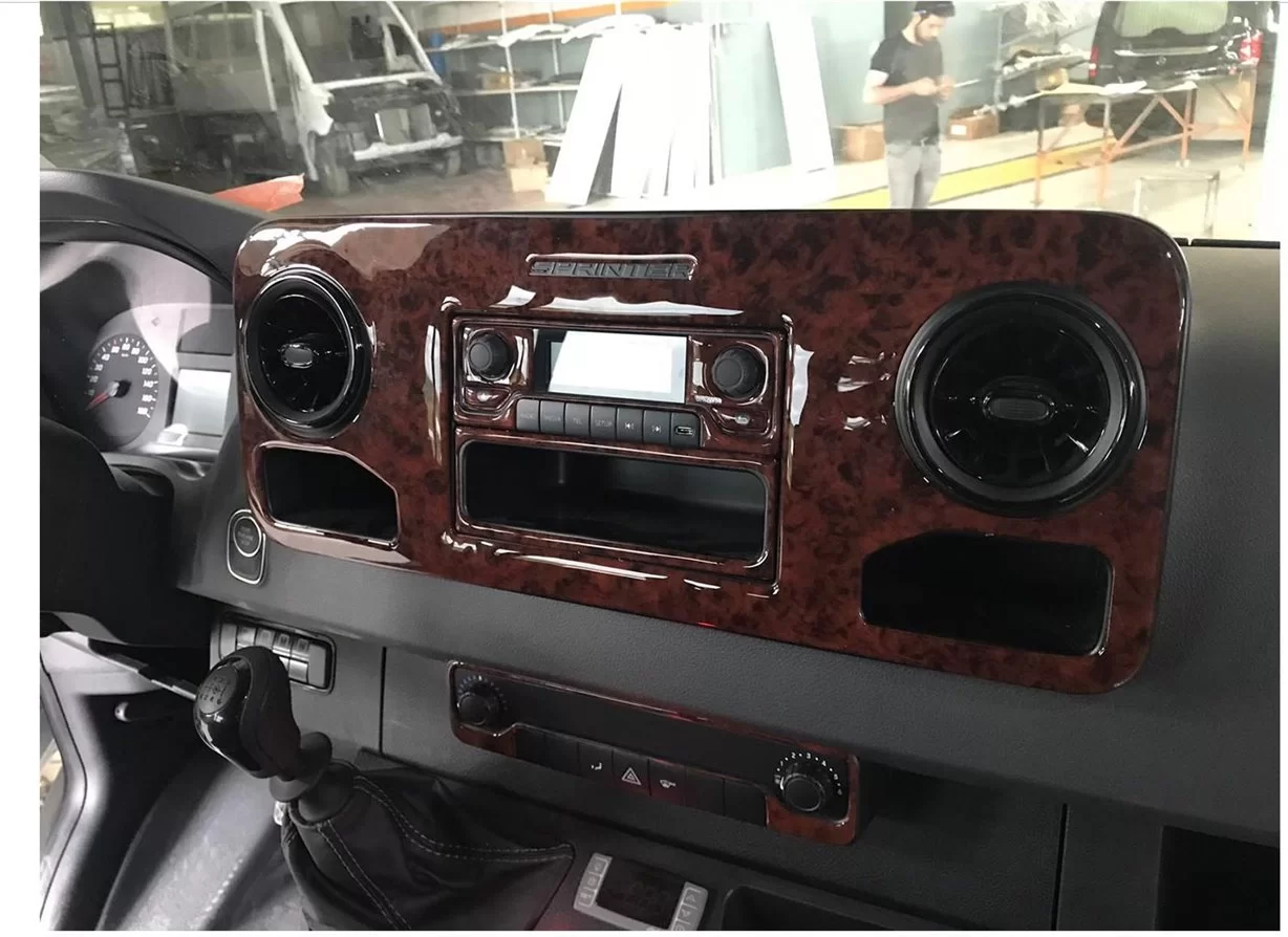 Mercedes Sprinter W907 2018 3D Inleg dashboard Interieurset aansluitend en pasgemaakt op he 47-Teile