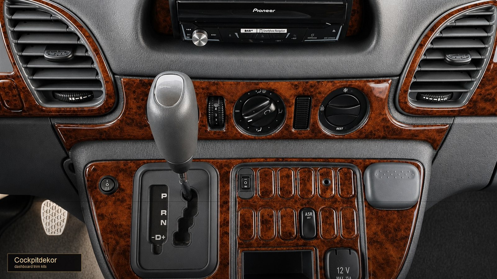 How to Prepare a Dashboard Before Installing Trim Parts